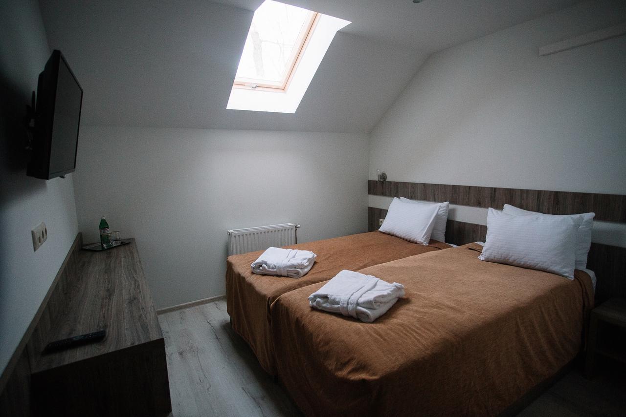 Praha Park Hotel Ujgorod Dış mekan fotoğraf