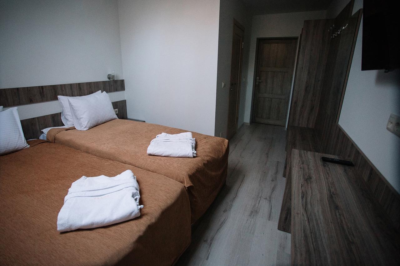 Praha Park Hotel Ujgorod Dış mekan fotoğraf