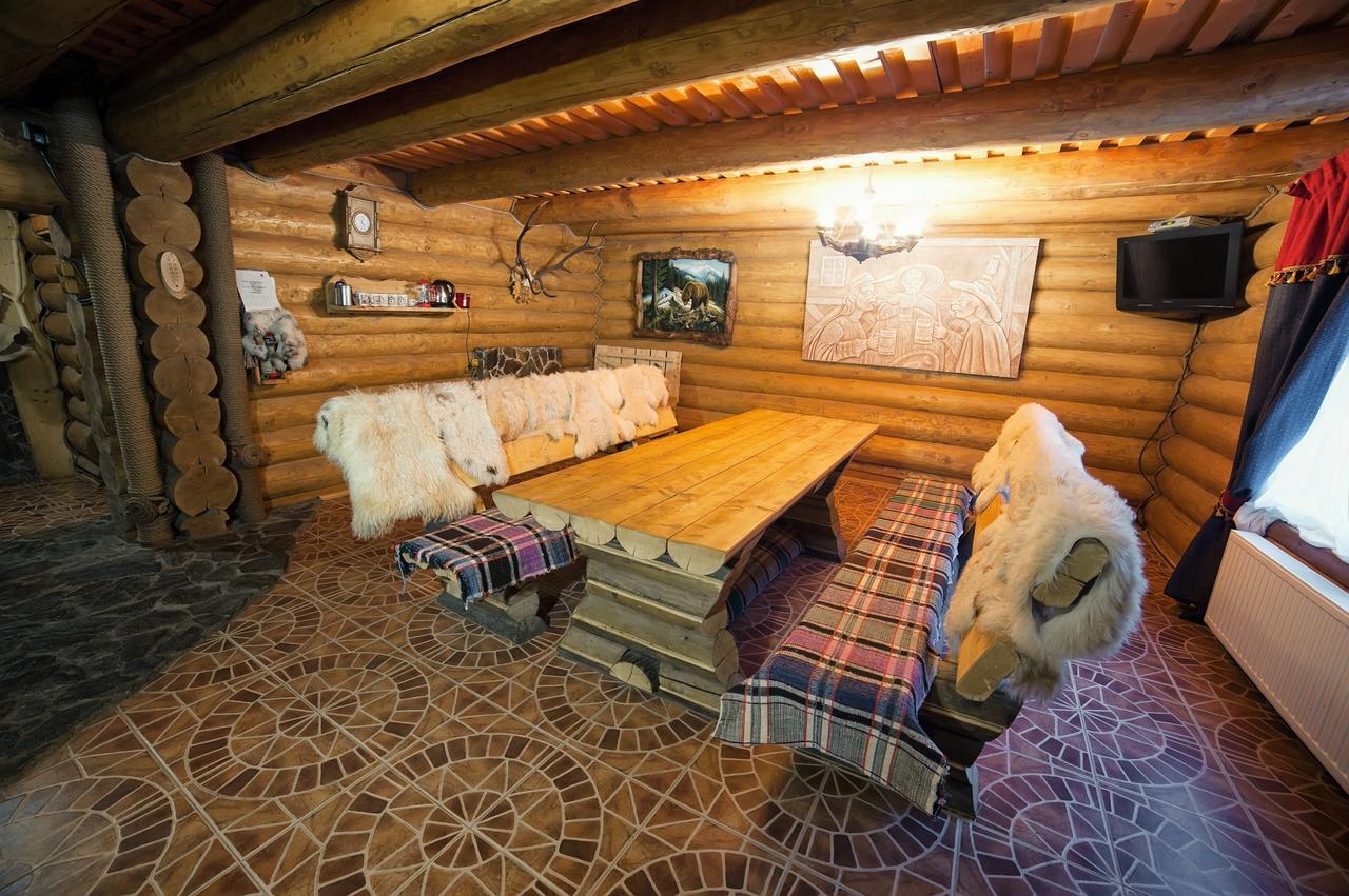 Praha Park Hotel Ujgorod Dış mekan fotoğraf